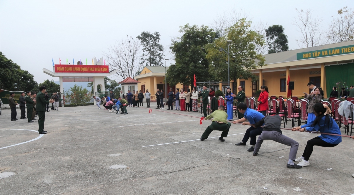 "Tết biên phòng" cũng là ngày vui chung của người dân và cán bộ, chiến sỹ