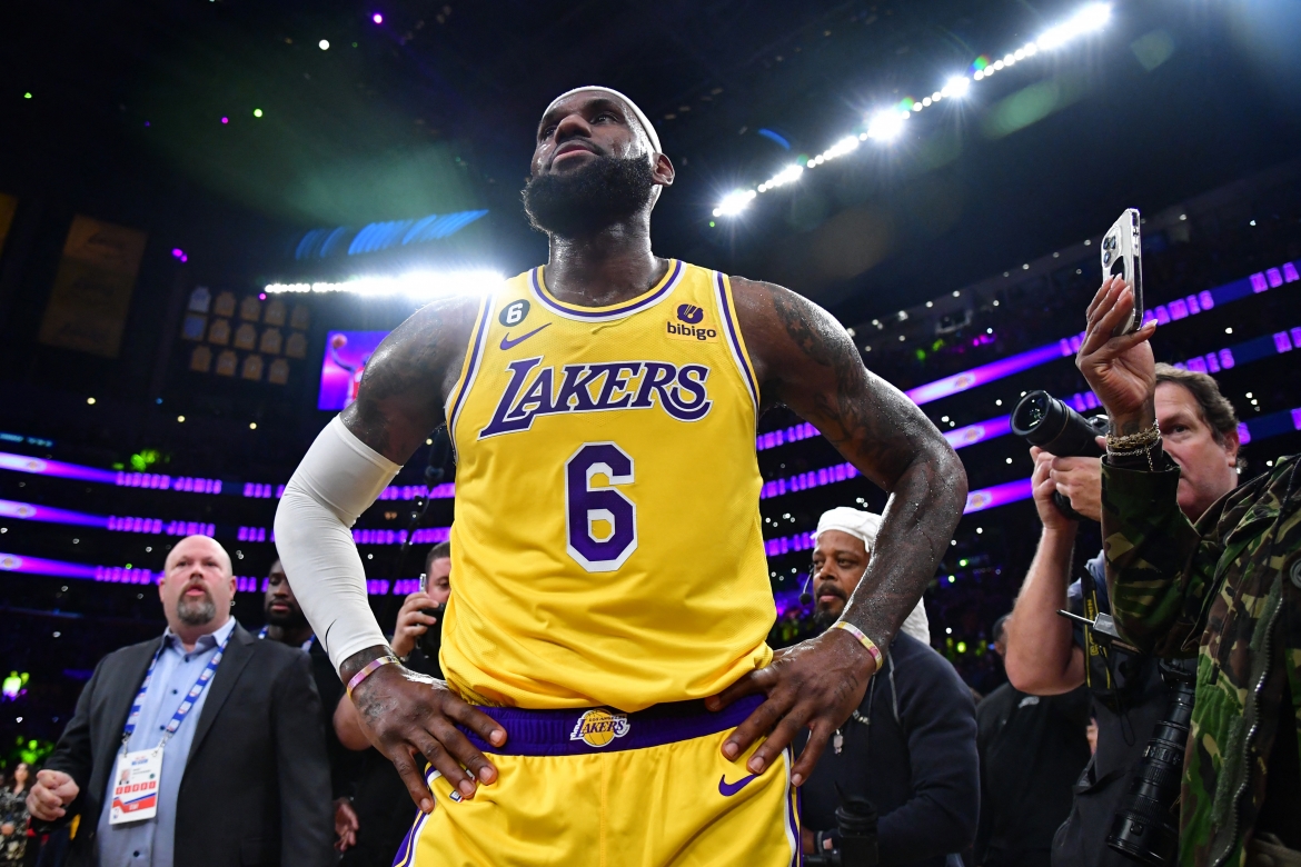 LeBron James đã có tổng cộng 38.390 điểm trong sự nghiệp ở NBA tính đến thời điểm này. (Ảnh: Reuters). 