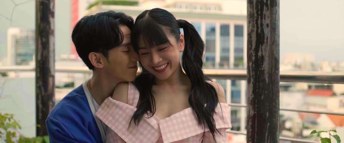 Tạo hình xinh đẹp của Mie trong "Khi ta hai lăm".