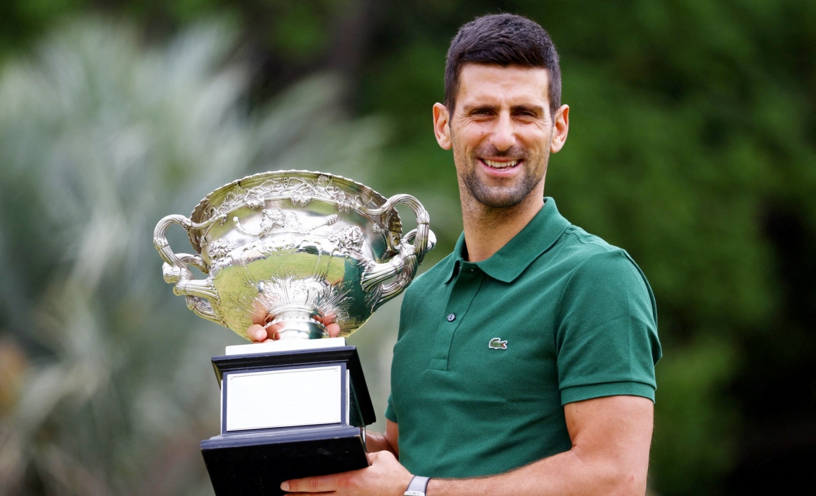 Novak Djokovic vừa phá thành công kỷ lục kéo dài tới 26 năm (Ảnh: Reuters).