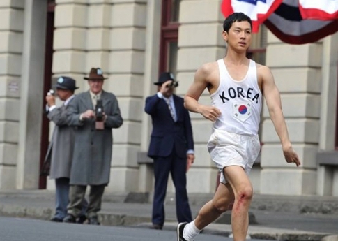"Boston 1947" kể về câu chuyện xúc động của các vận động viên Hàn Quốc tham gia cuộc thi Marathon quốc tế Boston năm 1947. 