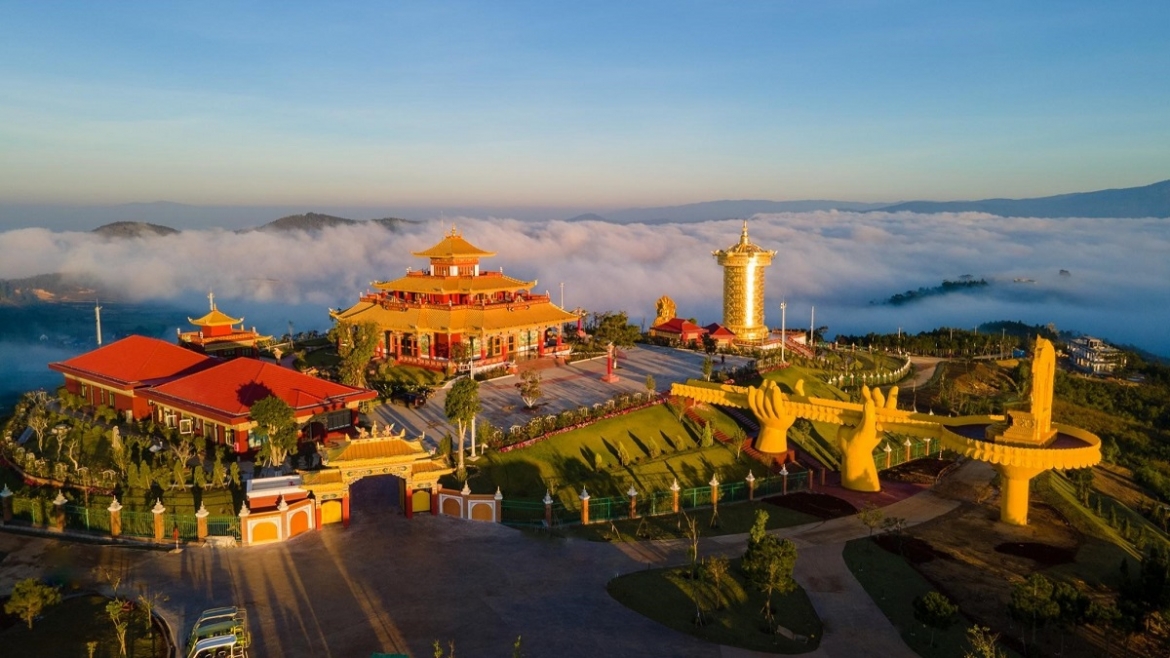 Không gian Phật giáo Kim Cương Thừa tại Samten Hills Dalat