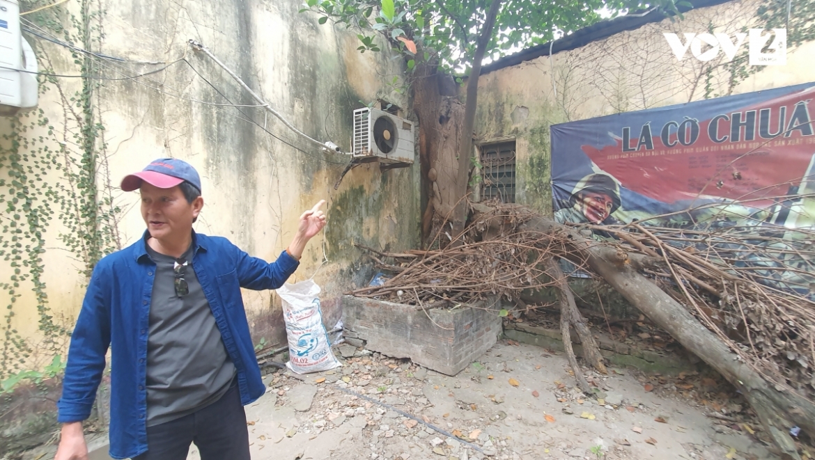 Đạo diễn Thanh Vân: "Sao lại để một hãng phim có bề dày lịch sử rơi vào cảnh như thế này?!"