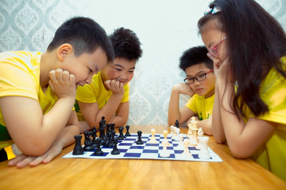 Giải cờ Vua tranh cúp Siêu tốc Bá Vương lần thứ I với sự góp mặt của hơn 250 kỳ thủ đến từ hơn 50 trường Mầm non, Tiểu học và Trung học cơ sở trên địa bàn Hà Nội.