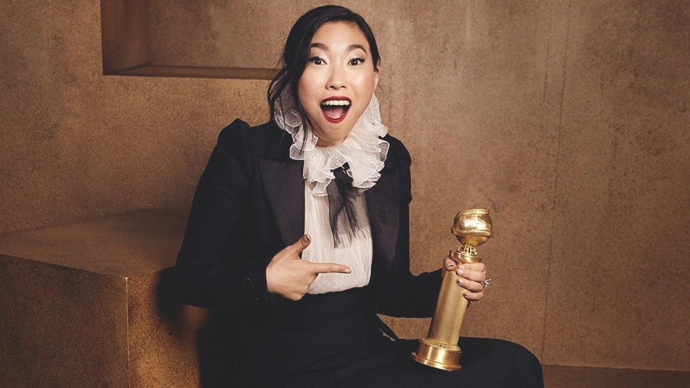 Awkwafina là nữ diễn viên gốc Á đầu tiên trong lịch sử chiến thắng Nữ chính xuất sắc nhất tại Quả cầu vàng.