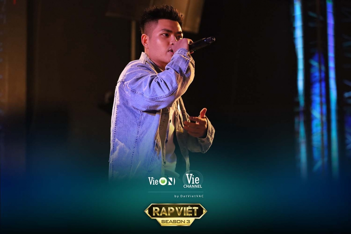 TEZ, một trong các cựu thí sinh Rap Việt đi casting trở lại.