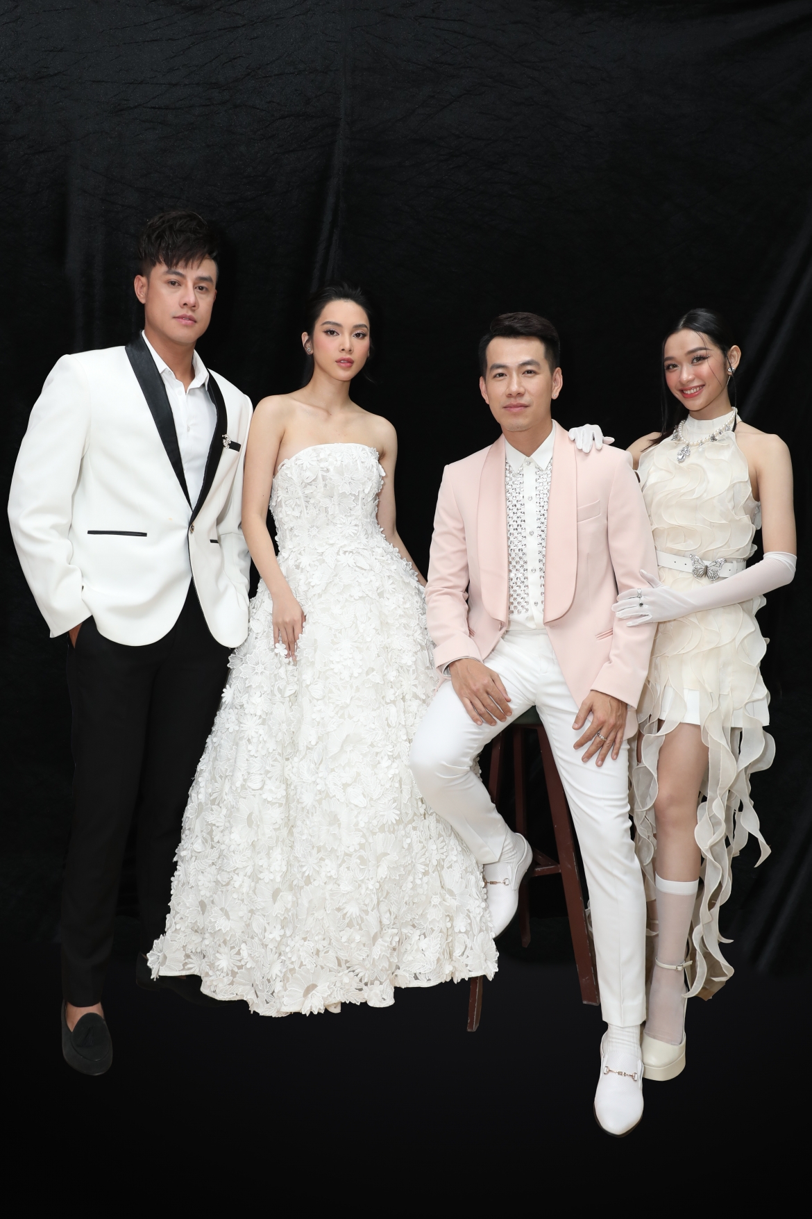 Đội hình cuả Hồ Trung Dũng.