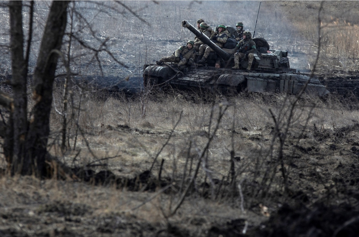 Binh sĩ Ukraine tại Bakhmut. Ảnh: CNN