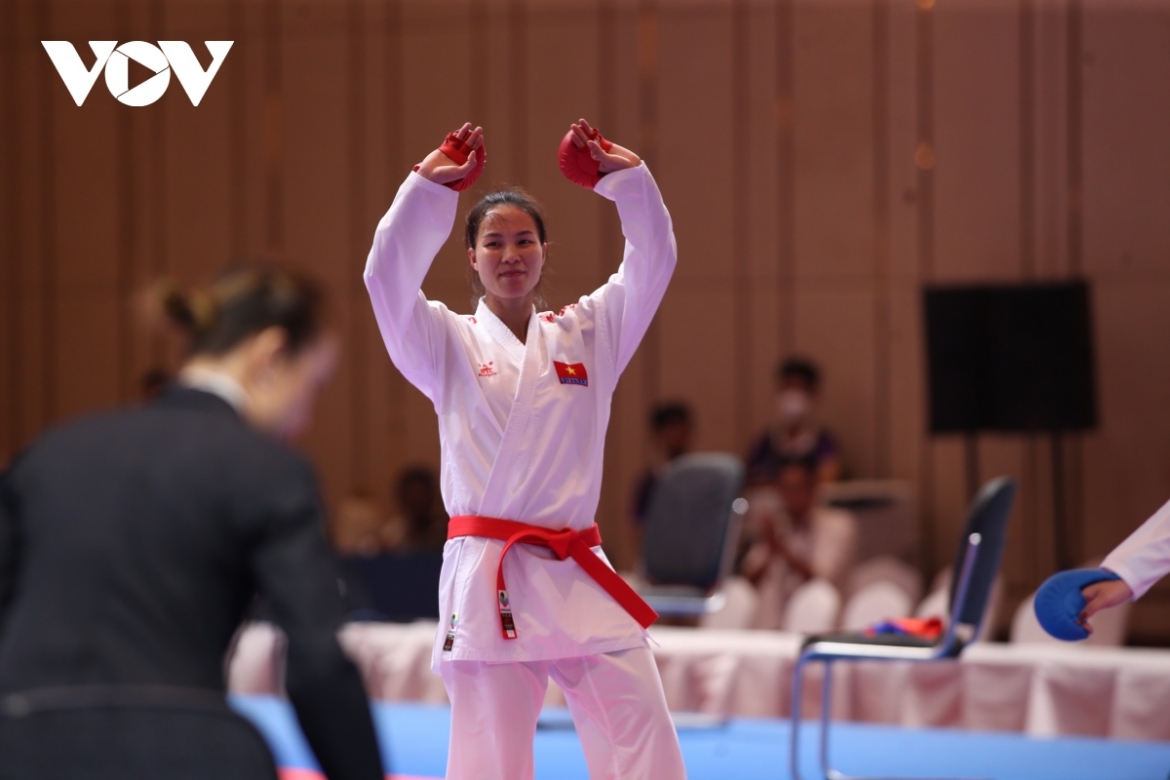 Karate (6 HCV): Các VĐV Karate Việt Nam có 6 HCV ở SEA Games 32, dẫn đầu Đại hội ở môn này. 