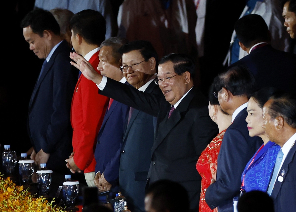 Thủ tướng Campuchia - Hun Sen đến dự  lễ khai mạc SEA Games 32. (Ảnh: Reuters). 