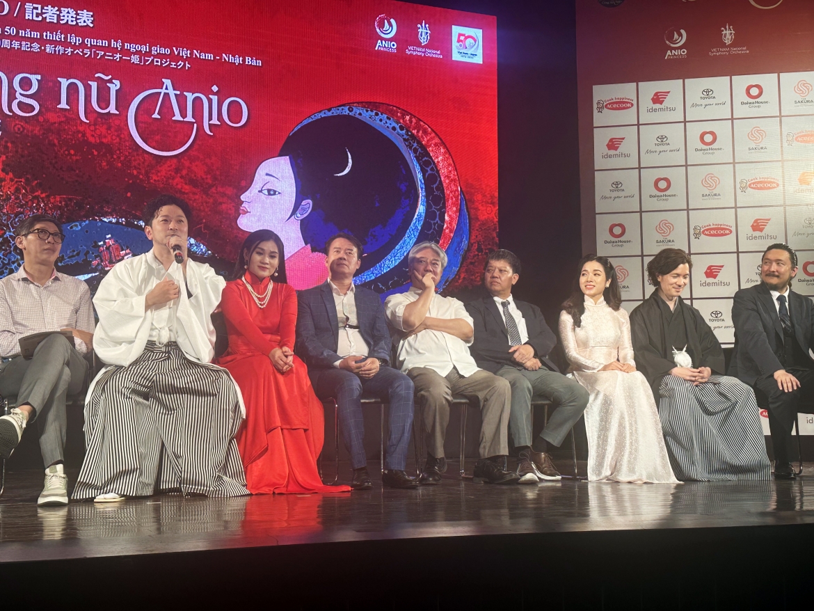 Họp báo giới thiệu vở opera “Công nữ Anio”.