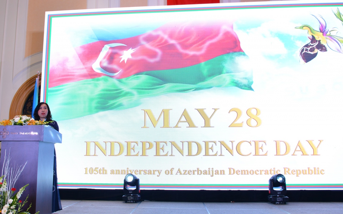 Thứ trưởng Bộ Ngoại giao Việt Nam Lê Thị Thu Hằng phát biểu tại sự kiện (ảnh do Đại sứ quán Azerbaijan tại Việt Nam cung cấp).
