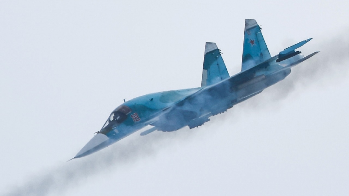 Máy bay Su-34 của Nga tại Army Games 2021. Ảnh: Reuters