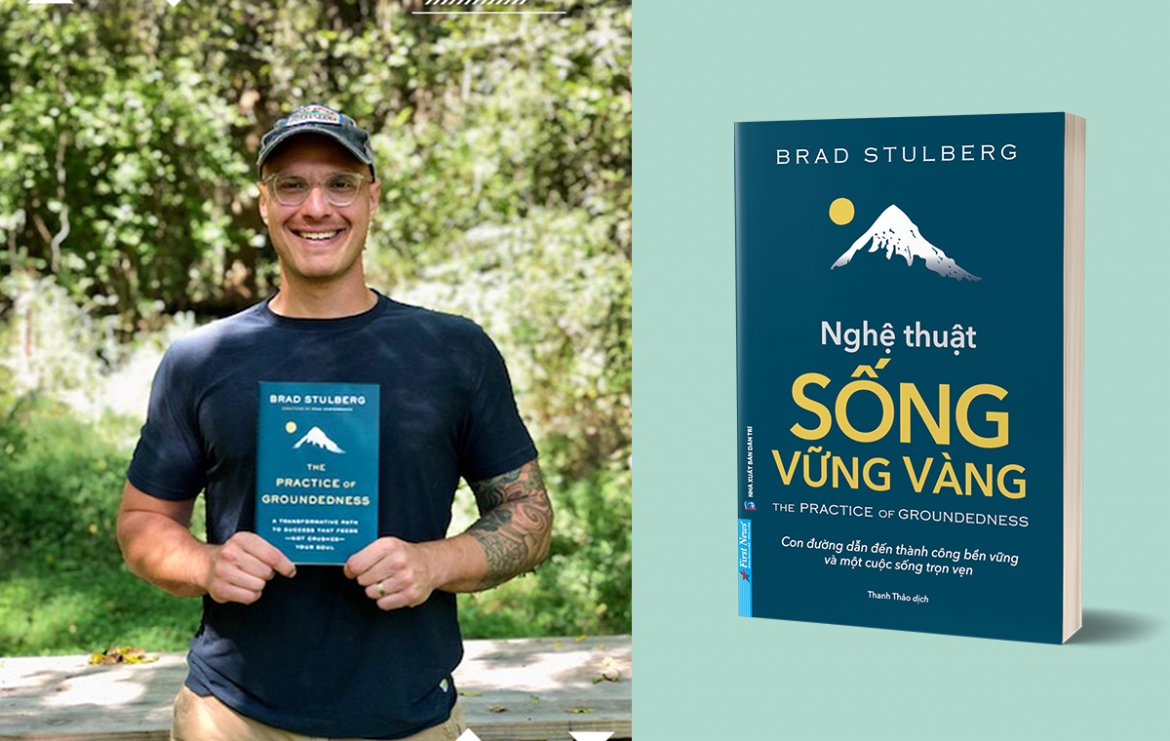 Tác gải Brad Stulberg và cuốn sách.