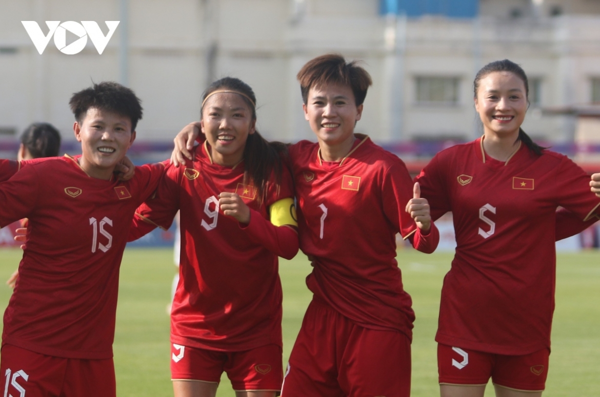 ĐT nữ Việt Nam cần duy trì sự tập trung tối đa trước ĐT nữ Campuchia. (Ảnh: Dương Thuật).