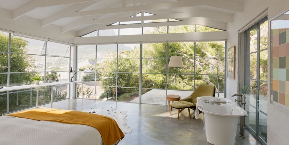 Xử Nữ (23/8-22/9): Một ngôi nhà ngăn nắp và thanh lịch thể hiện bản chất của những người thuộc cung Xử Nữ. Do vậy, cửa sổ lớn và ngoại thất toàn màu trắng là lựa chọn hoàn hảo dành cho họ. Ảnh minh họa