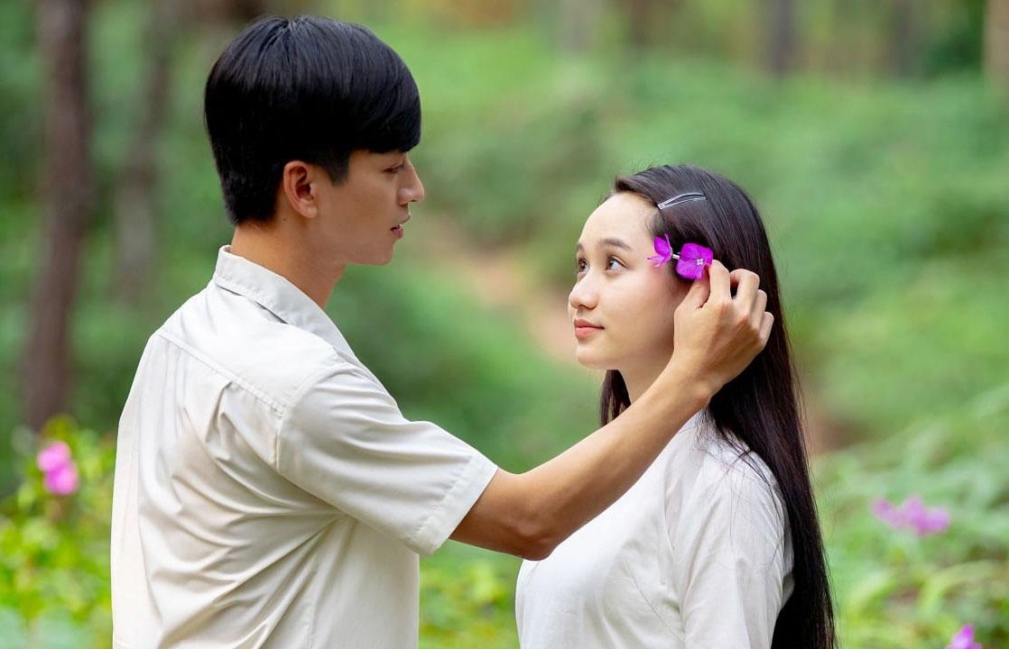 "Mắt biếc"...