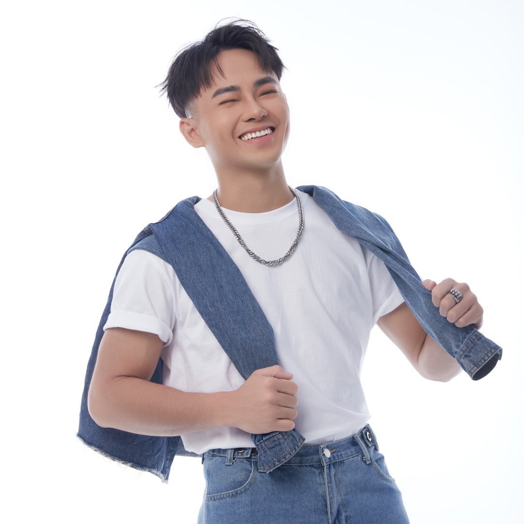 Anh Tú ngoài đời.