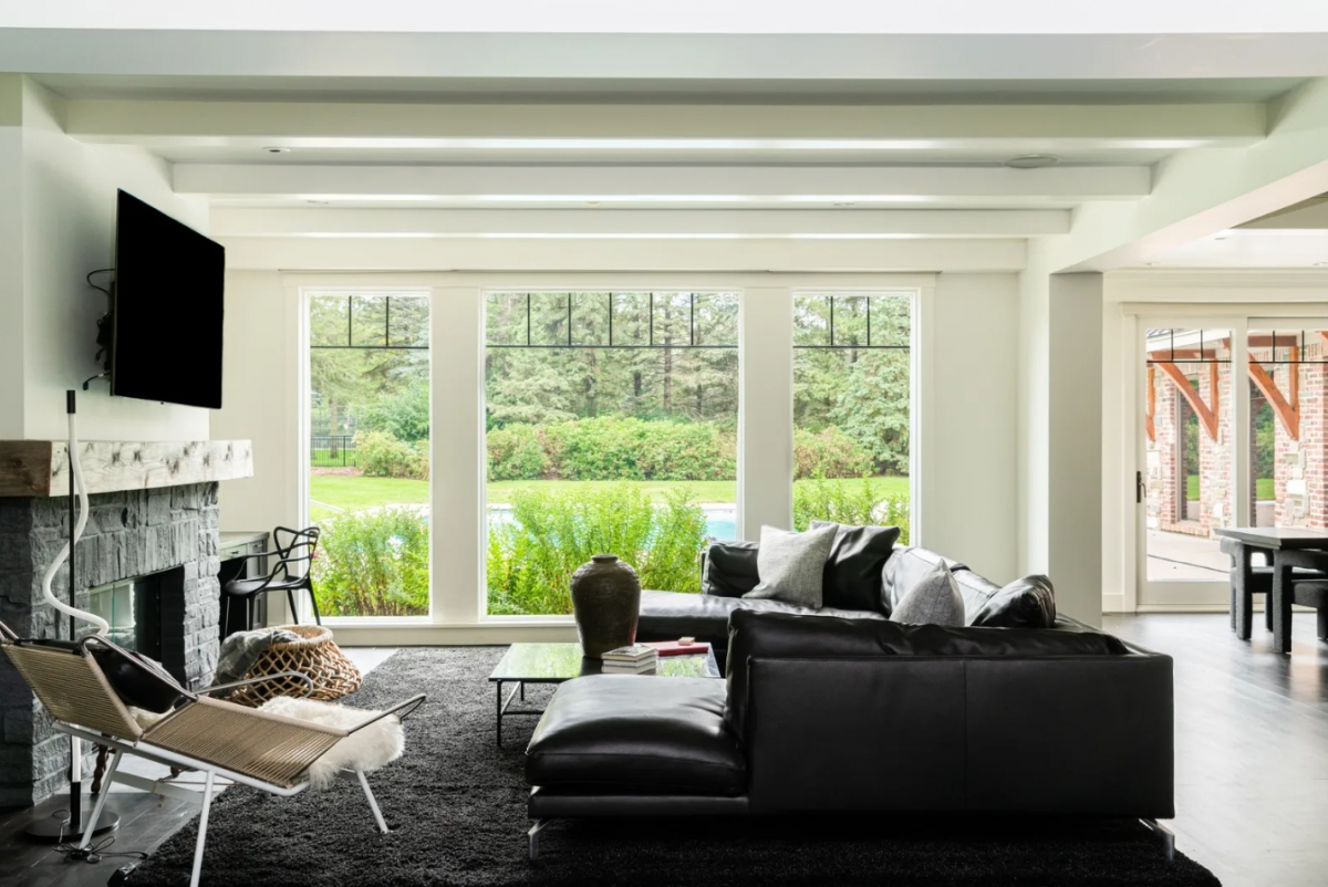 Sắc màu hiện đại, thanh lịch và đơn giản trong thiết kế nhà kiểu Nhật.