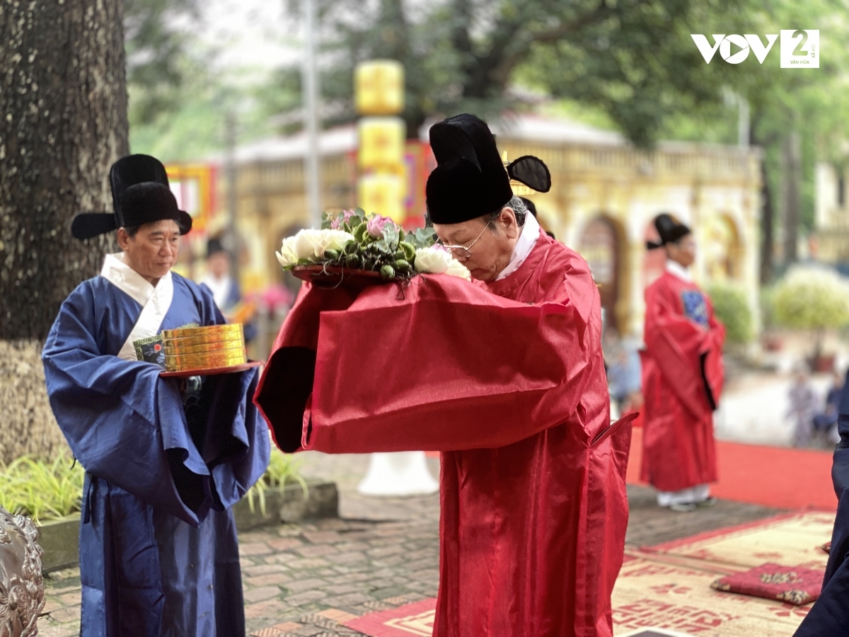 Chương trình bao gồm 2 hoạt động chính là trưng bày và thể nghiệm nghi lễ cùng với không gian lung linh, cổ kính.