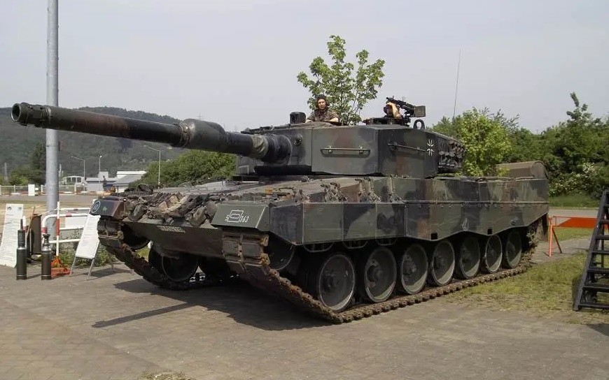 Xe tăng Leopard 2A4 do Đức chế tạo. Ảnh: Army recognition.