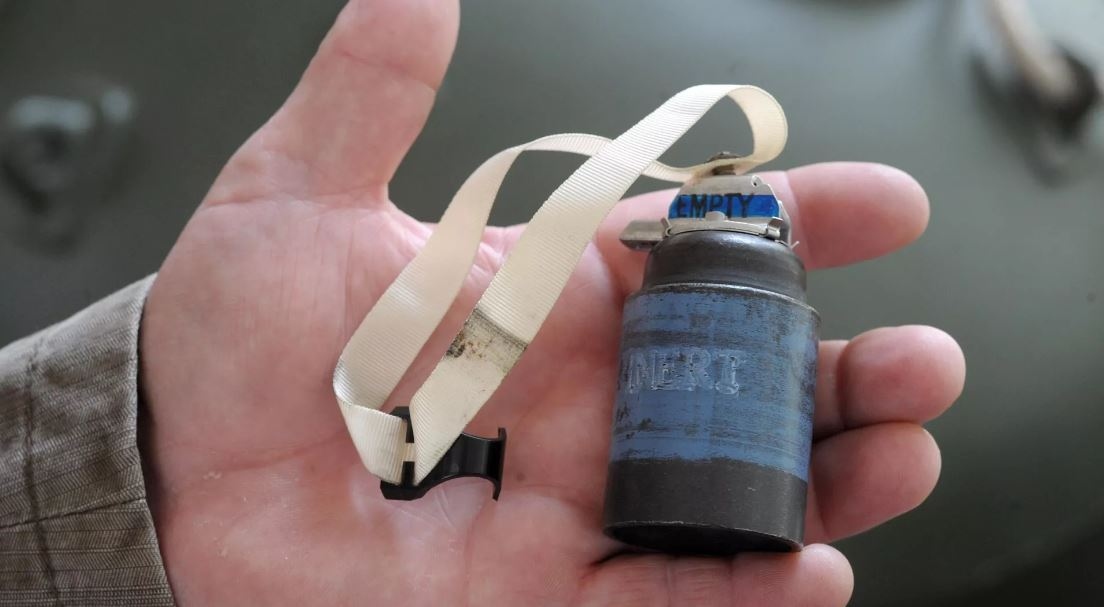 Tranh cãi đằng sau việc Mỹ cung cấp bom, đạn chùm cho Ukraine. Ảnh: AP