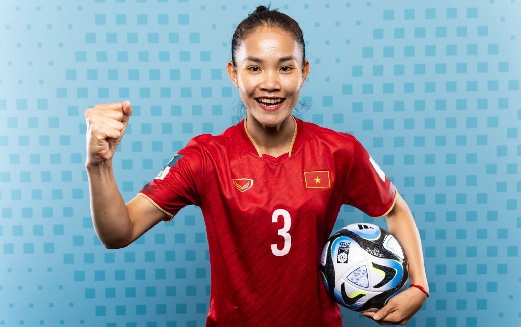 Trung vệ Chương Thị Kiều thể hiện sự quyết tâm. 