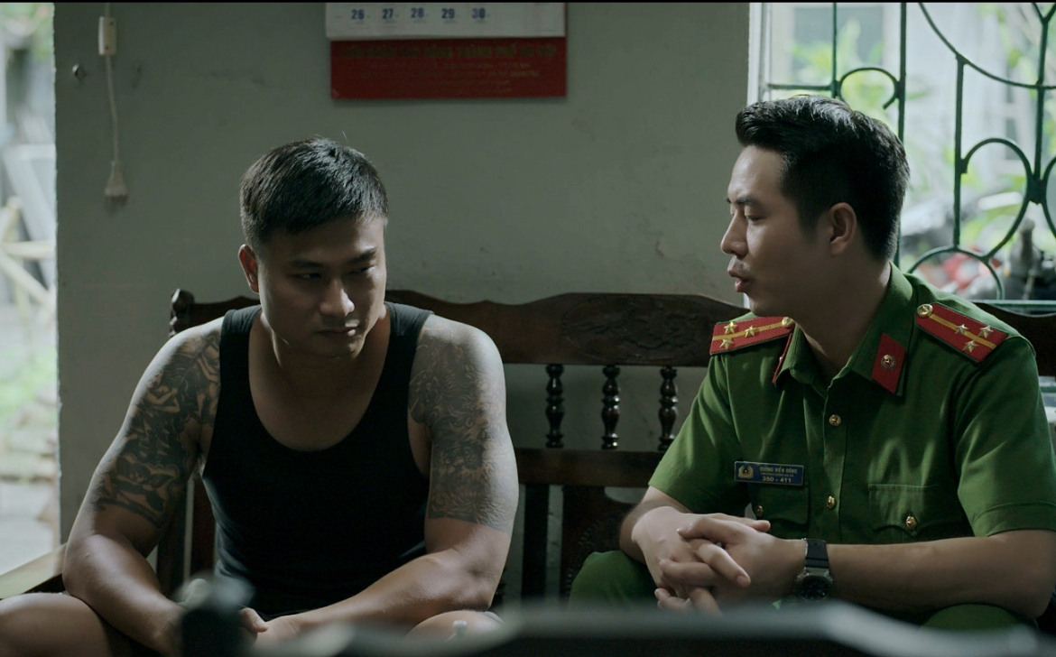 Duy Hưng đảm nhận vai chính trong "Làng trong phố"