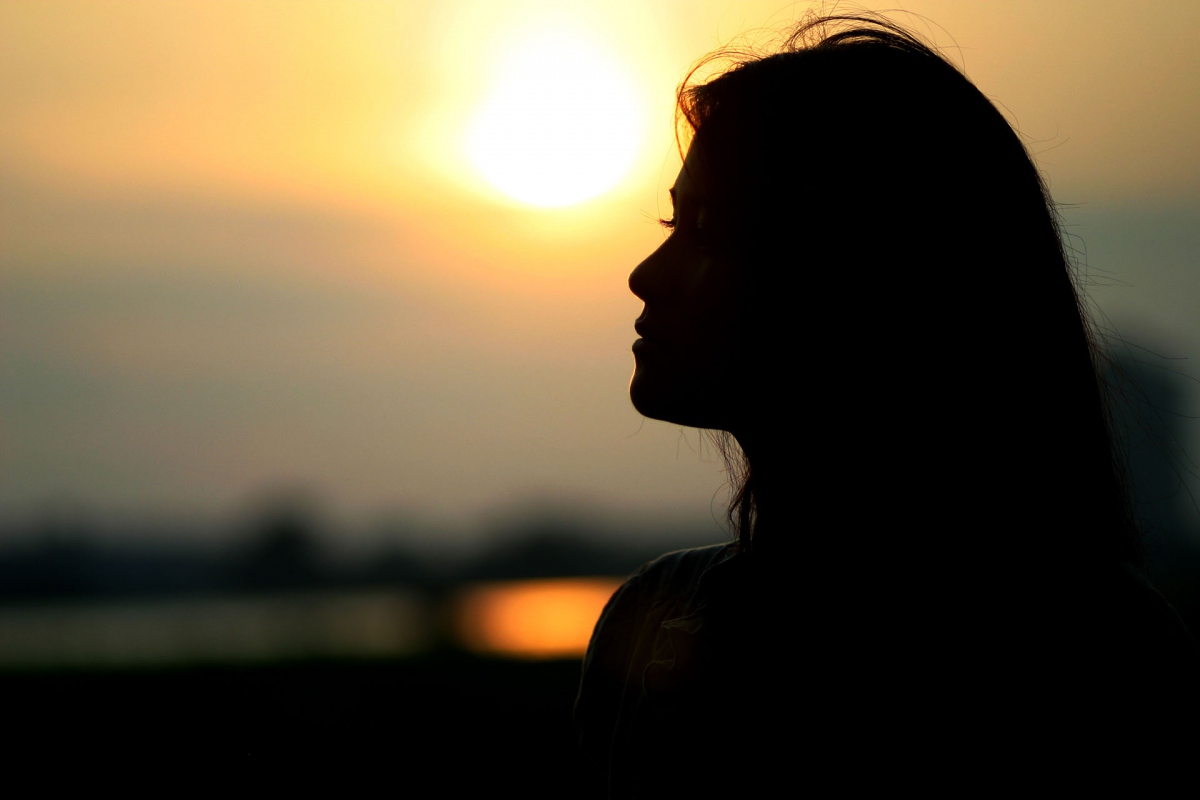 Mẹ nhất quyết bắt em gái tôi đi xuất khẩu lao động sau khi biết điểm thi đại học (ảnh minh họa)