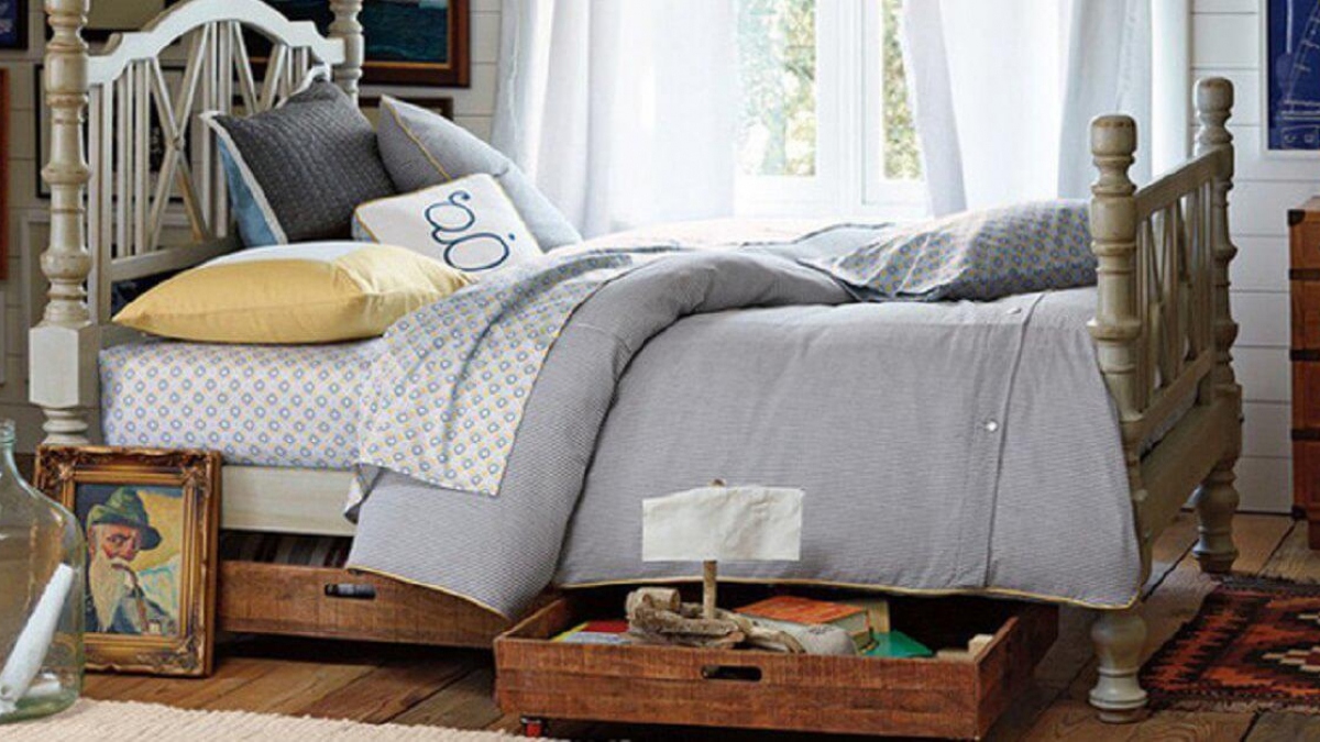 Tận dụng không gian dưới giường để làm chỗ cất đồ đạc. Ảnh minh họa