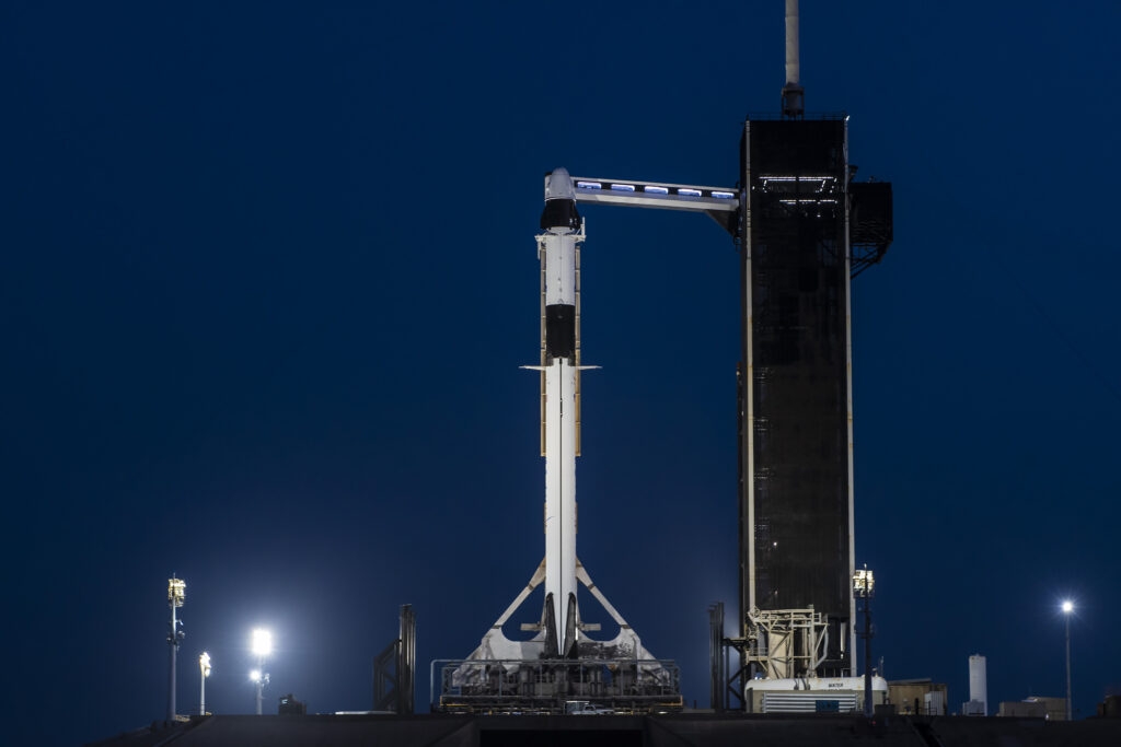 Tàu vũ trụ SpaceX Dragon được phóng từ Trung tâm vũ trụ Kennedy. Ảnh: SpaceX