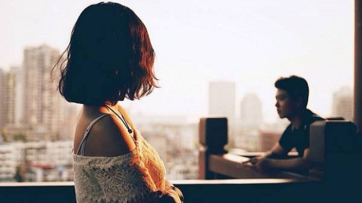 Người yêu cũ mong tôi nhận món quà cưới là tấm lòng của anh ấy, một phần bù đắp những tổn thương anh ấy đã gây ra cho tôi. (ảnh minh họa)