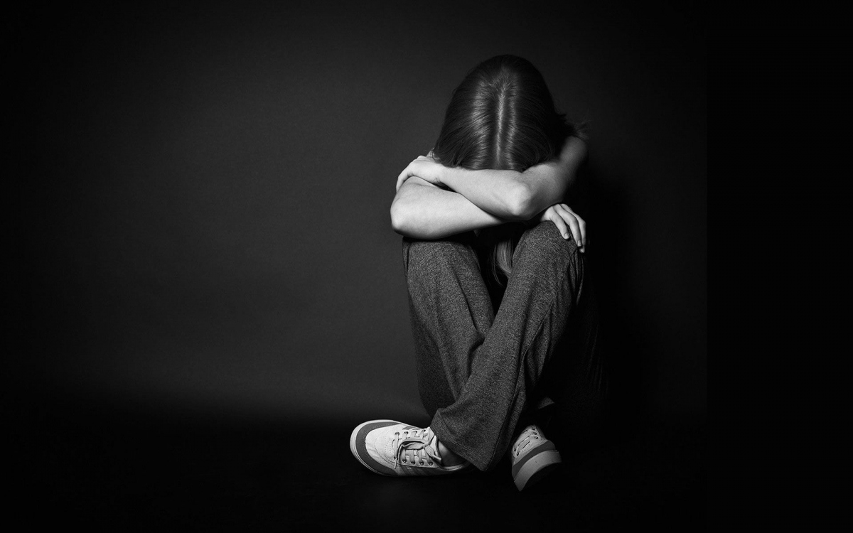 Sống với nhau 10 năm, chồng tôi bắt đầu đam mê cá độ (ảnh minh họa)