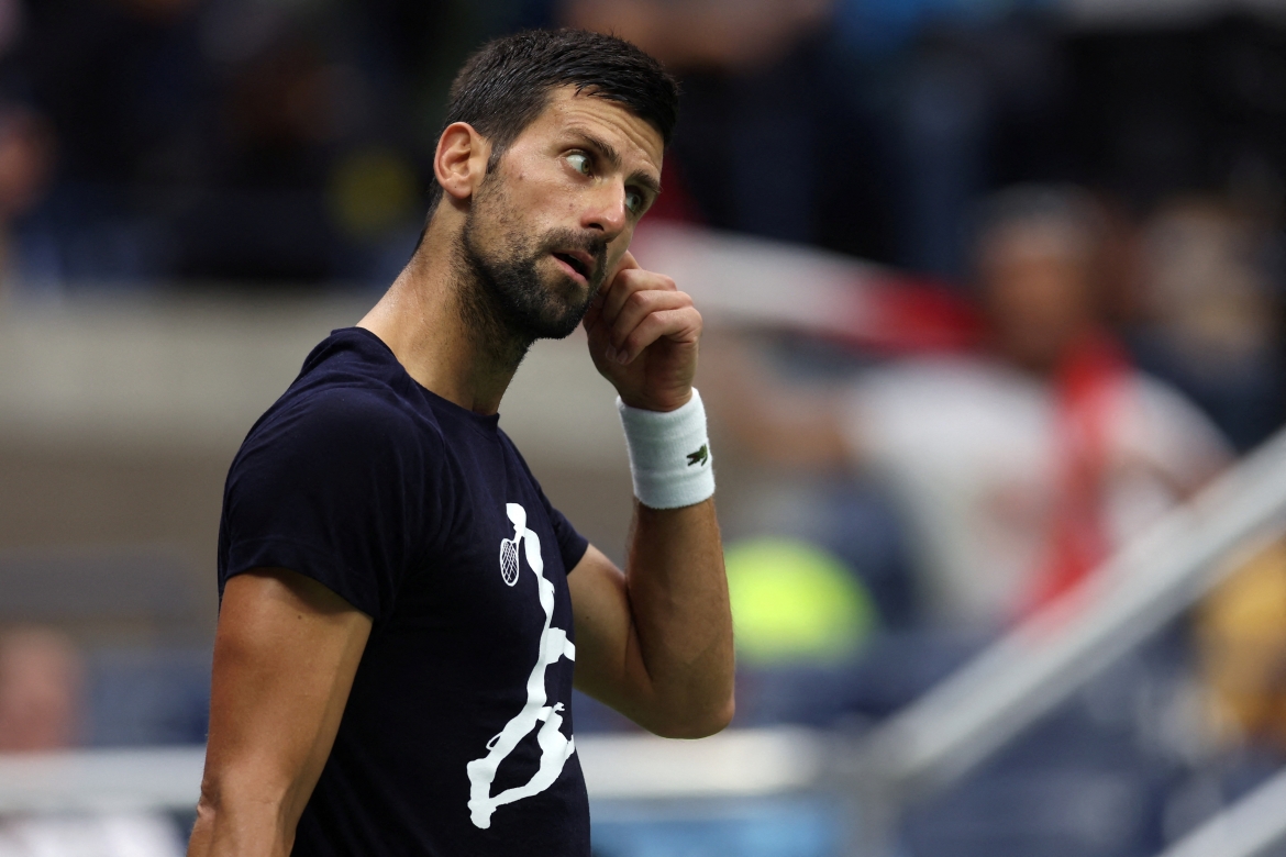 Djokovic trên sân tập trước thềm US Open 2023. (Ảnh: Reuters). 