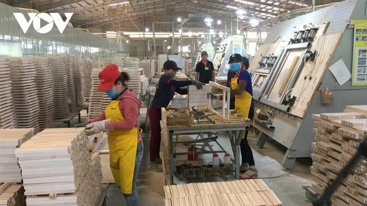Hiện có rất nhiều doanh nhân, doanh nghiệp đang từng bước hình thành những mô hình kinh doanh có giá trị gia tăng cao, có khả năng tăng trưởng nhanh thông qua ứng dụng những thành tựu khoa học, sáng chế... (Ảnh minh họa)