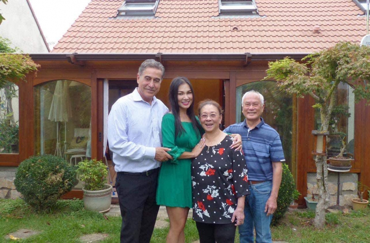Nữ ca sĩ cho biết, bạn trai có tính cách và sở thích giống mình.