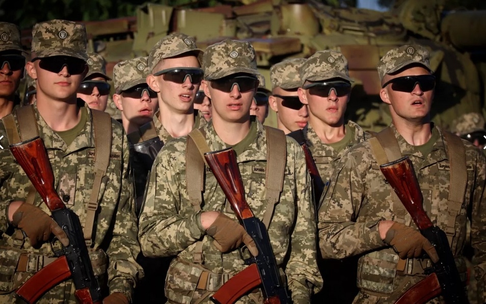 Các học viên quân sự Ukraine. Ảnh: Global Images Ukraine.