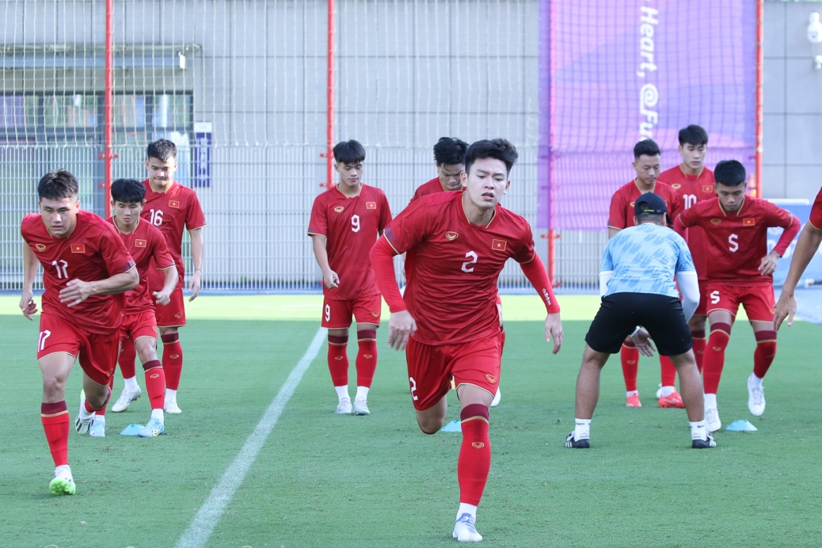 Olympic Việt Nam sẽ thi đấu trận ra quân lúc 15h hôm nay. (Ảnh: VFF). 
