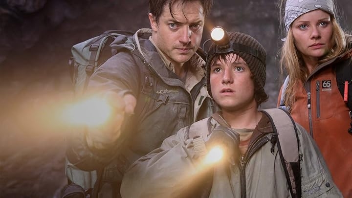 Hutcherson từng xuất hiện trong bộ phim "Journey to the Center of the Earth" (2008) cùng nam diễn viên Brendan Fraser.