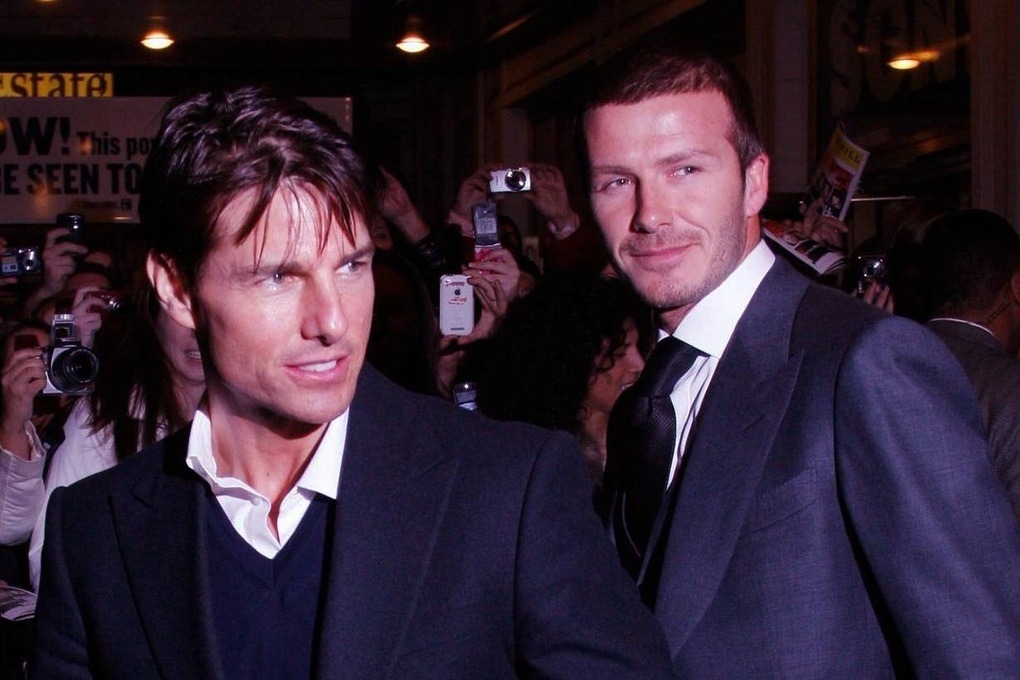 Đã từ lâu có tin đồn rằng giữa cựu danh thủ David Beckham và tài tử Tom Cruise có mối bất hòa. Hai bên từng rất thân thiết nhưng suốt gần 2 thập kỷ, mối quan hệ giữa họ bị "đóng băng".
