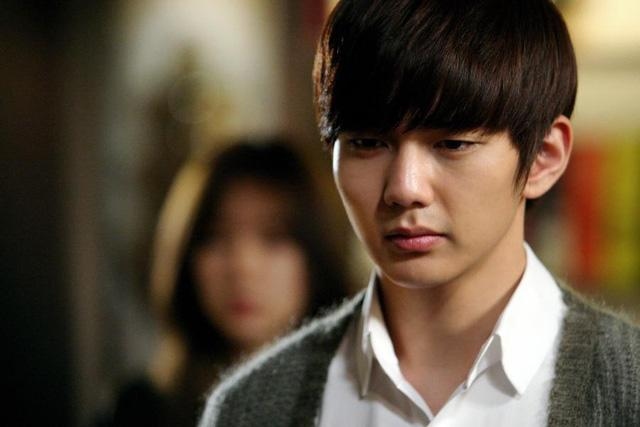 Bố mẹ người yêu muốn tôi có nhà có xe mới được cưới. (Ảnh minh họa)