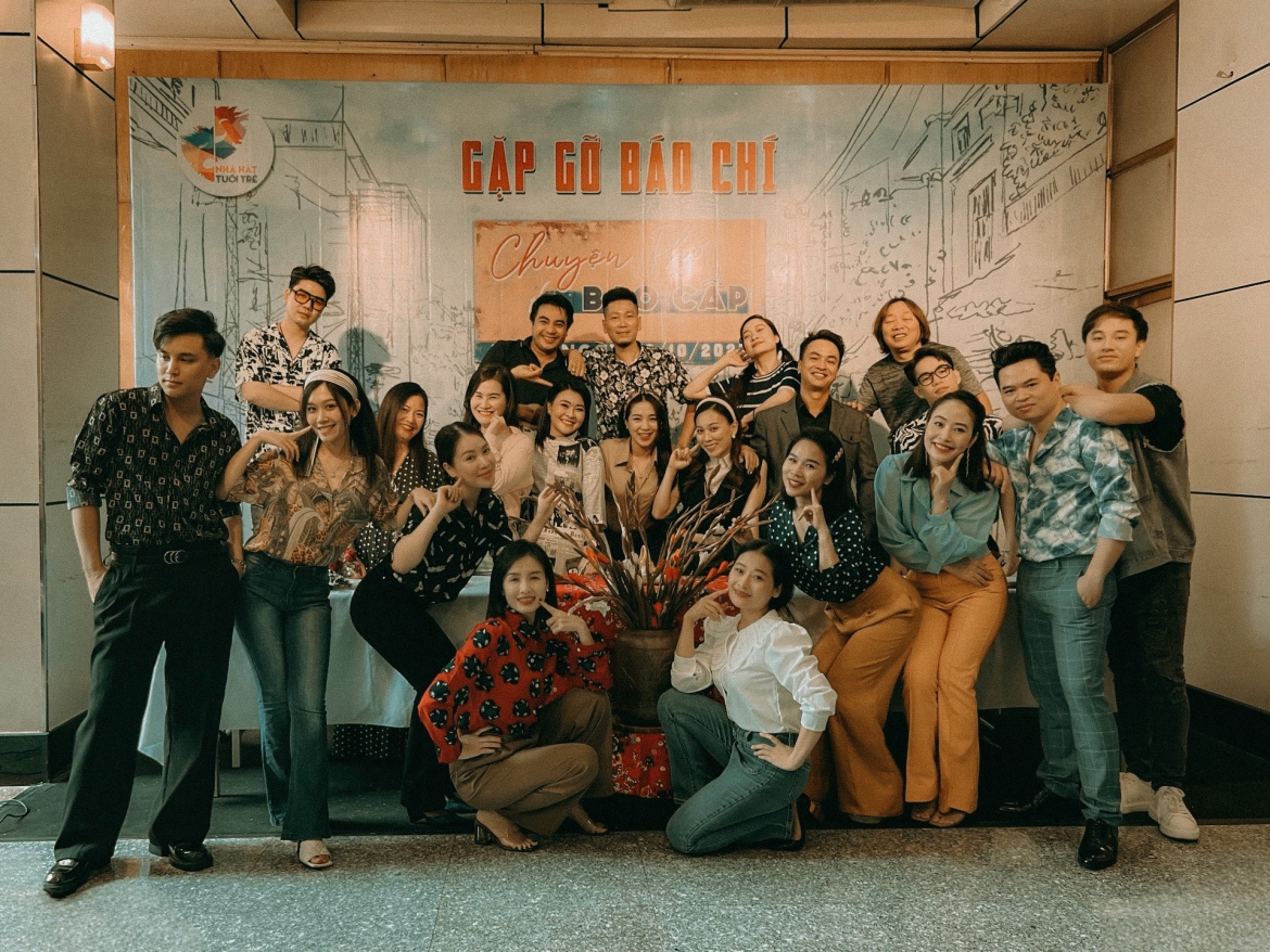 Ê-kíp chương trình "Chuyện phố thời bao cấp". 