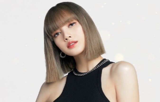 Lisa đứng trước nguy cơ bị ''phong sát'' tại Trung Quốc.