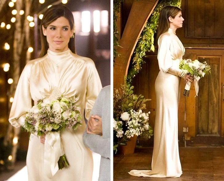 Trong phim The Proposal, nữ diễn viên Sandra Bullock vào vai Margaret, giám đốc điều hành của một công ty. Cô đã đính hôn giả với Andrew - trợ lý của mình để tránh rắc rối pháp lý. Trong đám cưới, Margaret đã mặc chiếc váy của bà nội Andrew. Chiếc váy mang nét cổ điển, xen lẫn hiện đại với đường cổ cao và màu rượu sâm panh làm chủ đạo. Điều này giúp Margaret thật nổi bật.