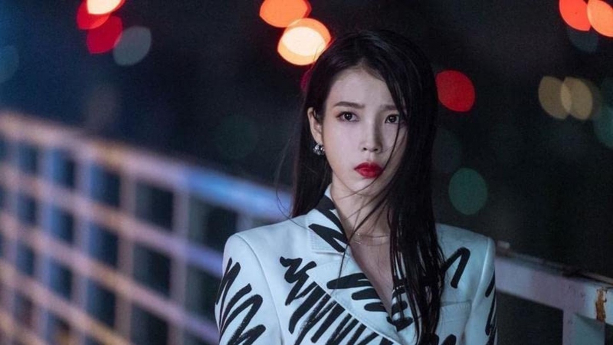 IU