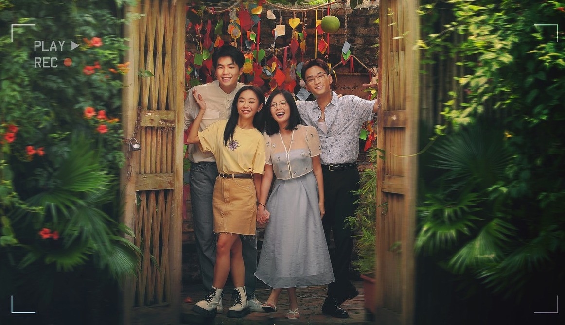 Hoàng Hà cùng dàn diễn viên "Chúng ta của 8 năm sau"