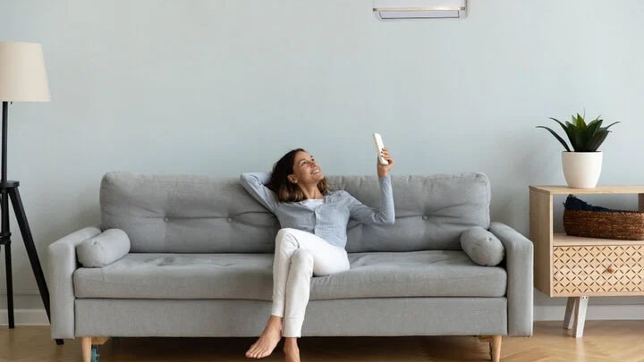 Điều hòa nếu dùng quá tải cũng trở thành món đồ gia dụng dễ gây hỏa hoạn. (Ảnh: Cates Heating)