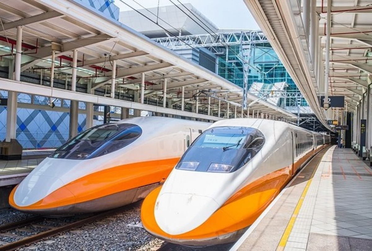 Tàu tốc độ cao sử dụng công nghệ Shinkanshen ở Nhật Bản 