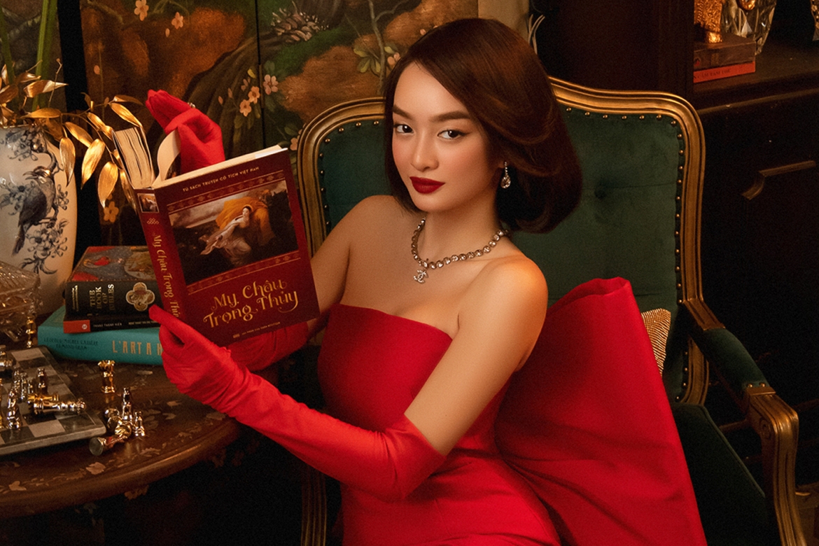 Năm 2021, Kaity Nguyễn đóng nữ chính phim "Gái già lắm chiêu V". Là diễn viên trẻ nhất trong bộ ba nữ chính, bên cạnh 2 NSND Lê Khanh và Hồng Vân, nhưng Kaity Nguyễn không hề tỏ ra lép vế. Trái lại, với bản lĩnh diễn xuất được mài giũa theo năm tháng, cộng với tài năng thiên bẩm, Kaity là điểm sáng của “Gái già lắm chiêu V”.