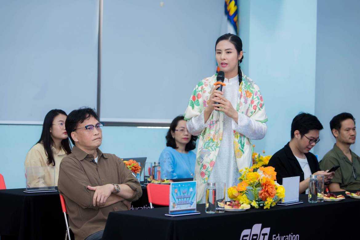 Từng tham gia nhiều hoạt động cộng đồng như “24h sống xanh”, “Kiến trúc xanh”... Hoa hậu Ngọc Hân khẳng định: bảo vệ môi trường là ý thức của mỗi cá nhân, cần được truyền tải xuyên suốt, lâu dài qua nhiều thế hệ.